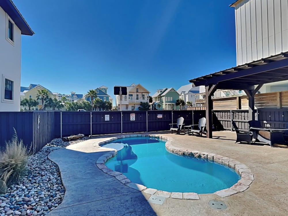 Sugar Shack by Silver Sands Vacation Rentals