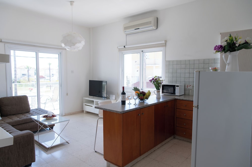 Themis Apartments