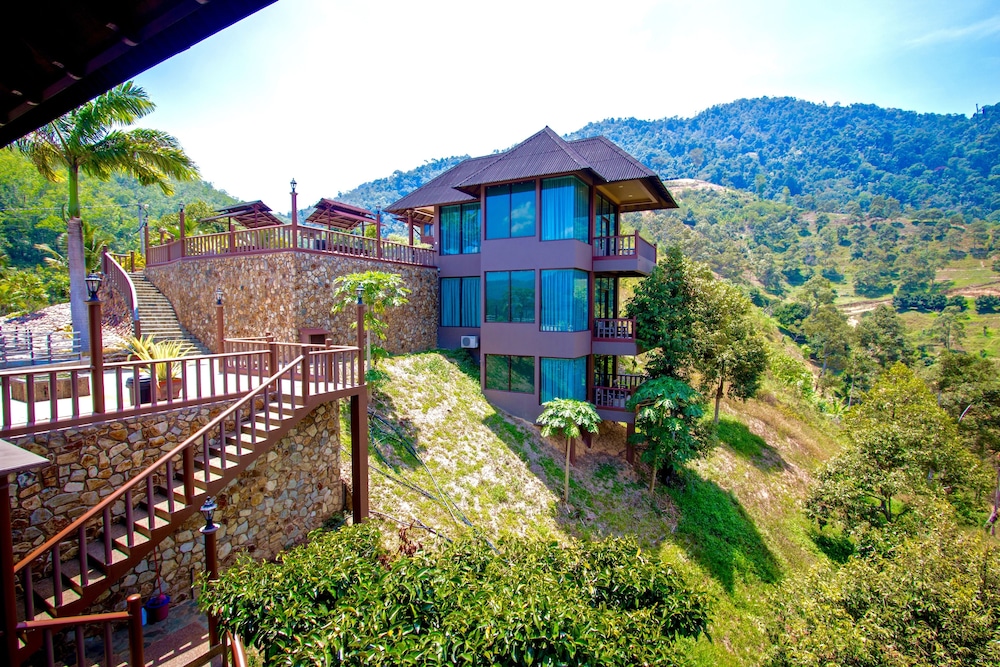 The Waterway Villa