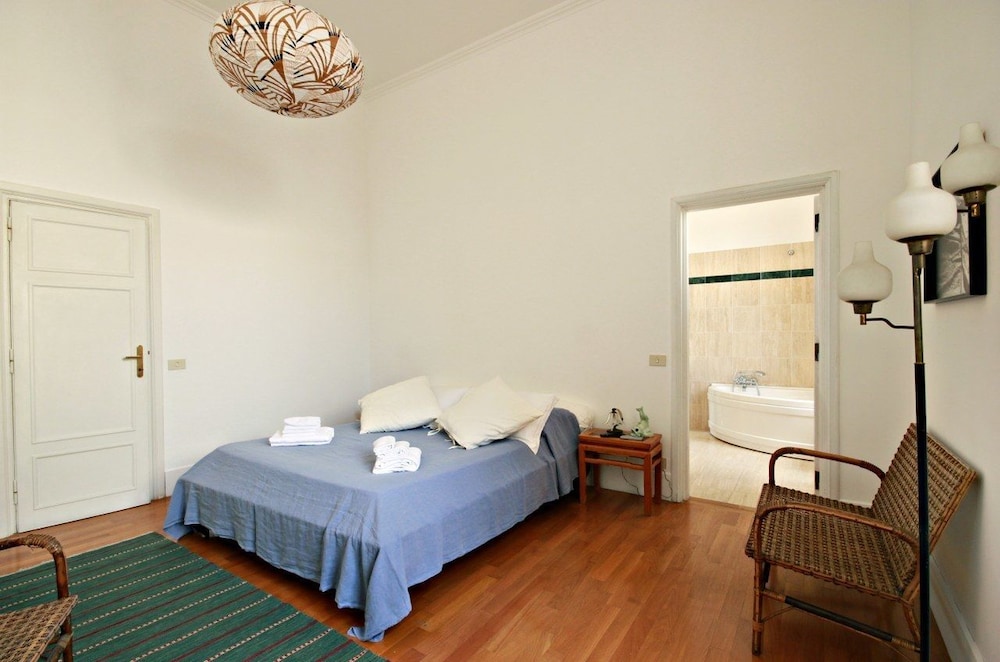 Wonder Privacy & Charm