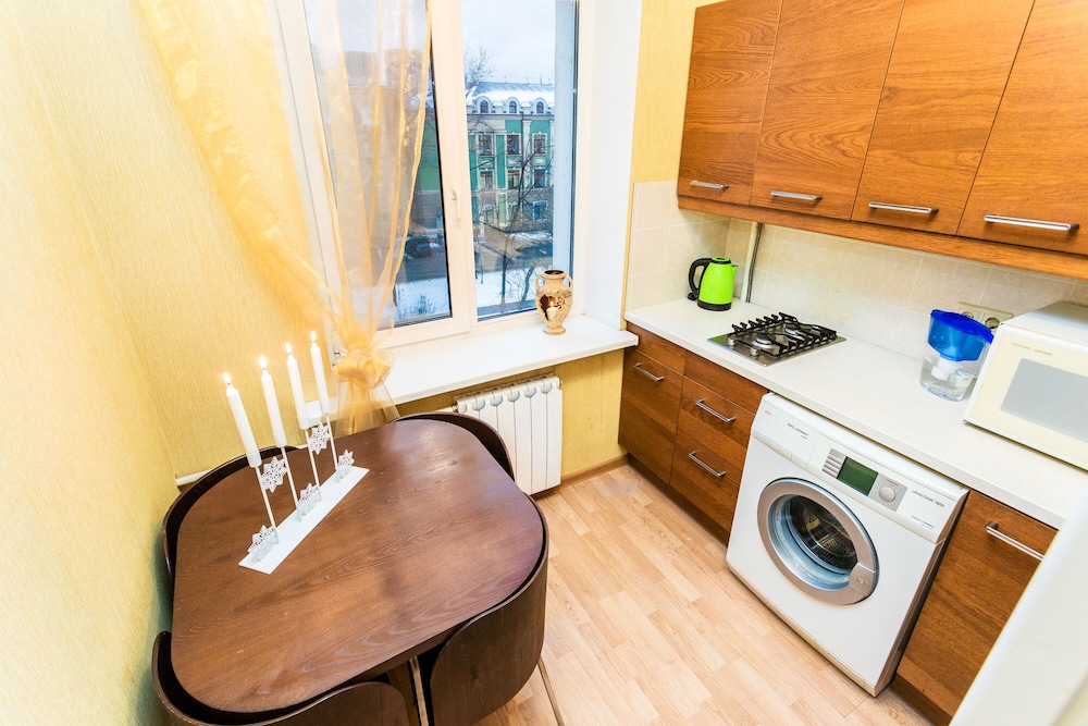 Apartment on Strelbishchensky Lane 23
