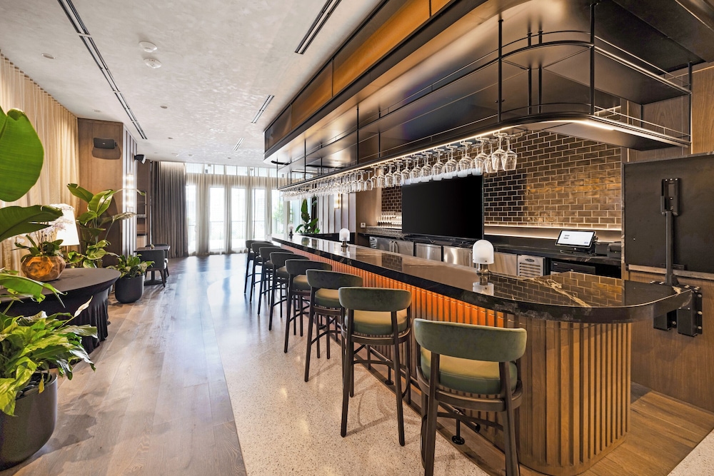 Sky High Stay Sleek Studio in Miami