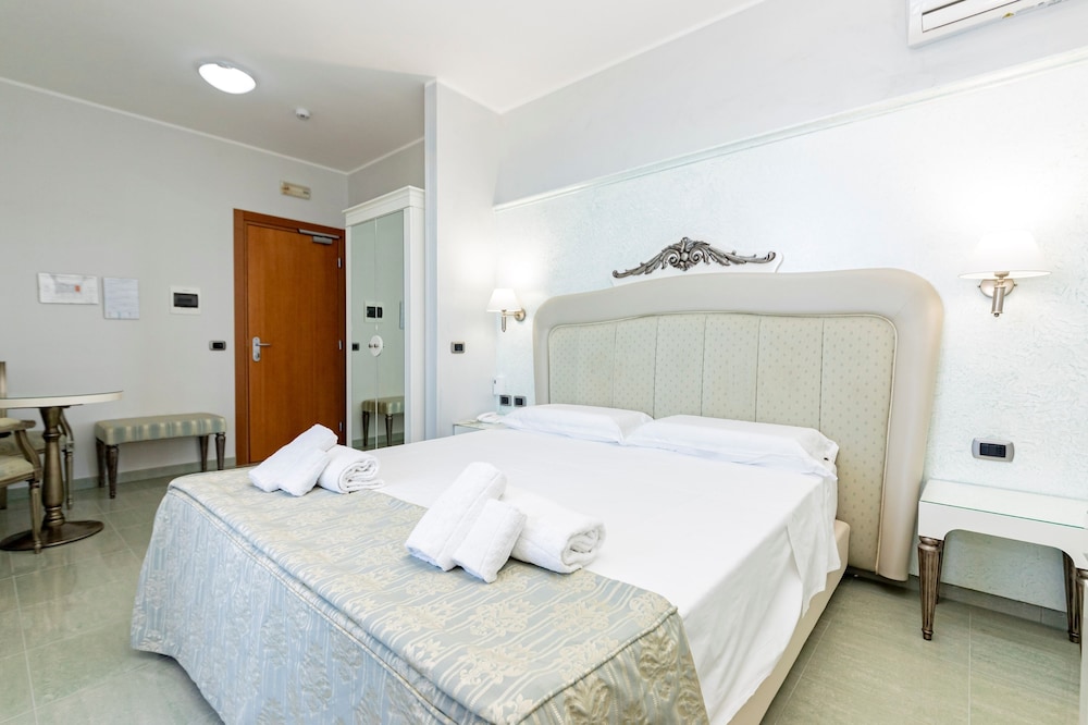 Hotel Alba