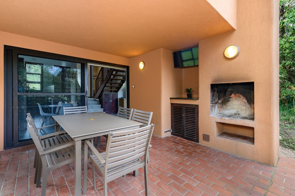 San Lameer Villa Rentals 2908