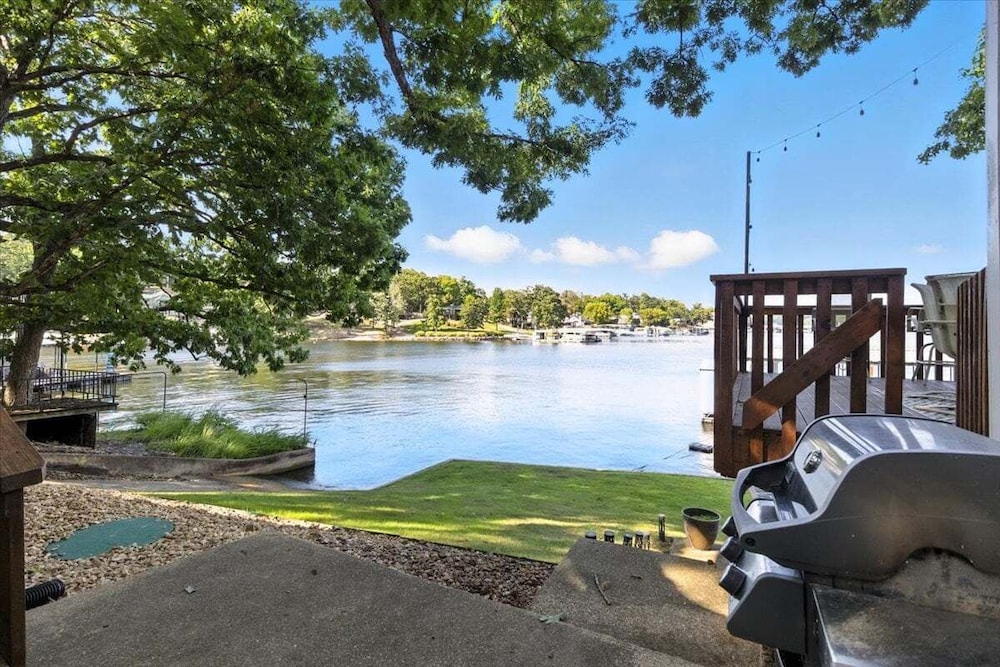 Lakefront Home at the 10mm With Dock Slip & Bar