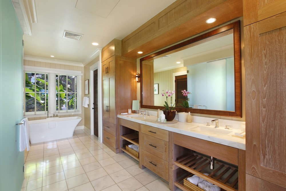The Lodge at Kukui’ula