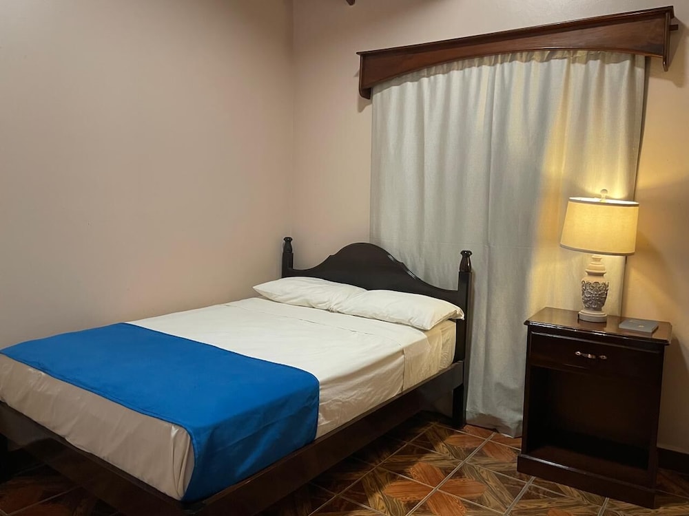 hostal marias