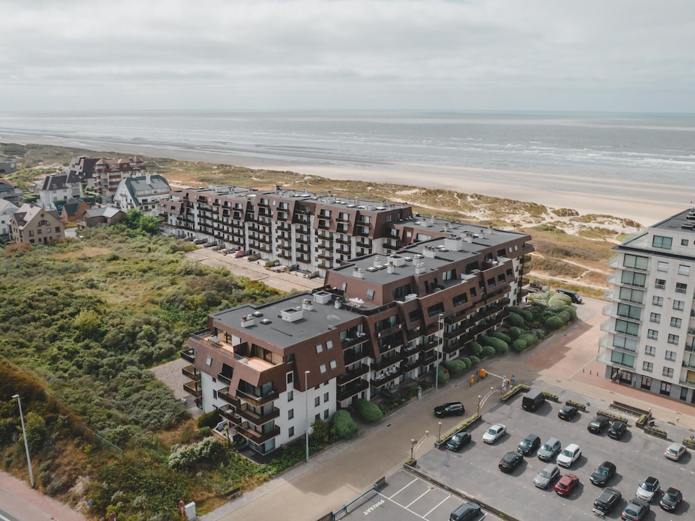 Apartment Oostduinkerke Near the Beach
