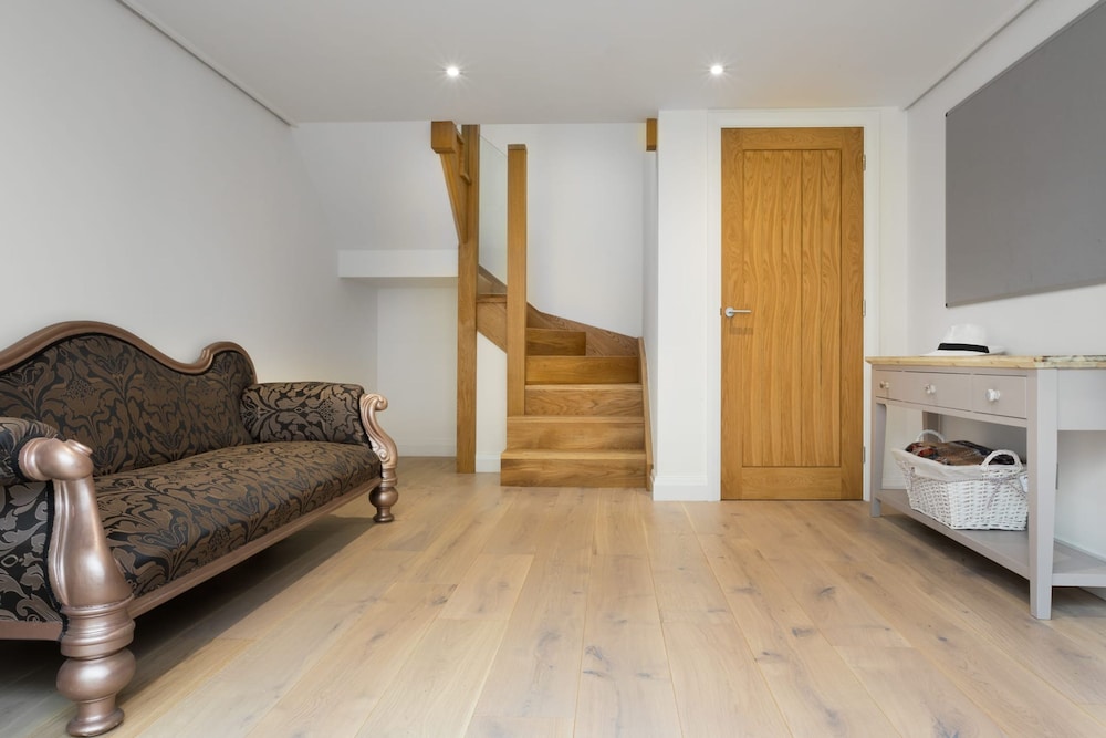 Wharton House Mews Retreat for two