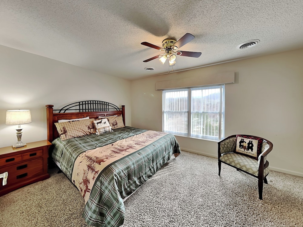Hilltop Paradise by Jackson Mountain Rentals