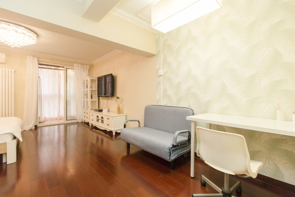 LayMayRest Service Apartment photo 5