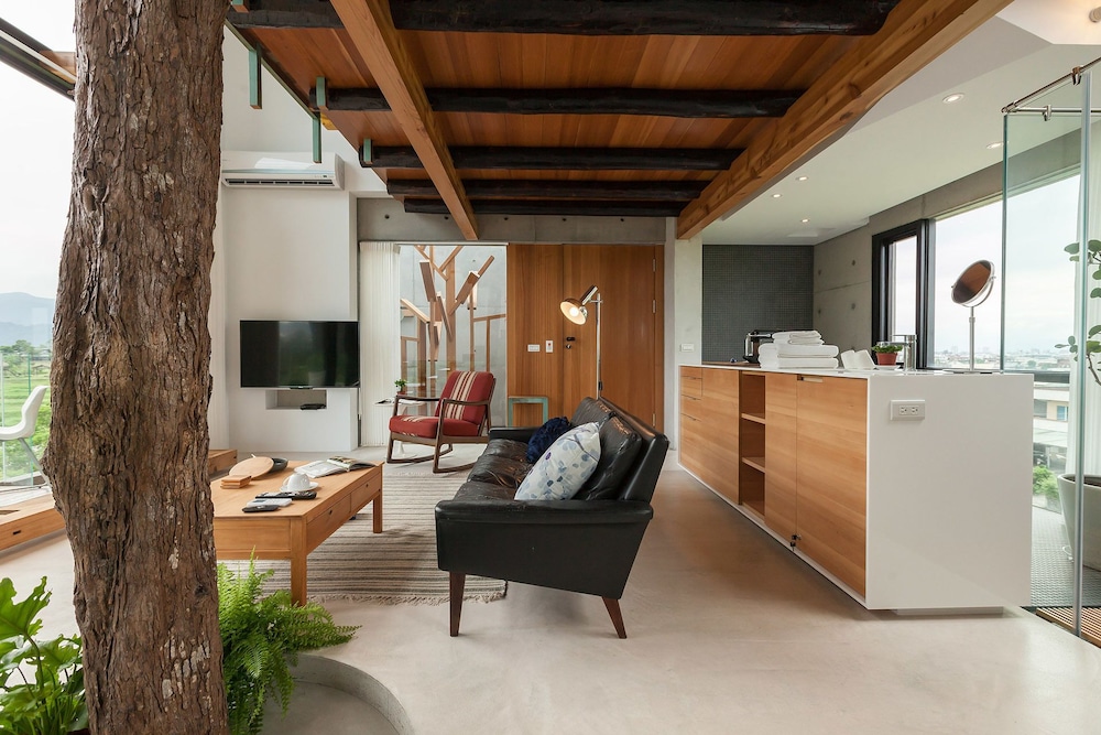 Juststay