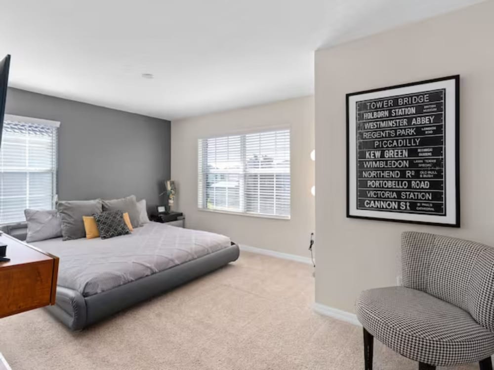 Free Amenities Spacious Home King Beds