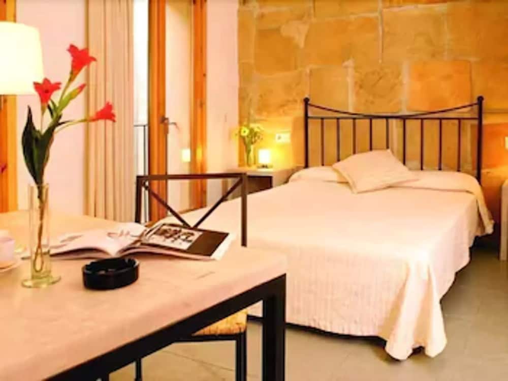 L'Hostal hotel d'interior photo 4