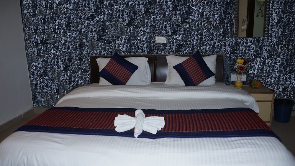 Maxfort Airport Hotel