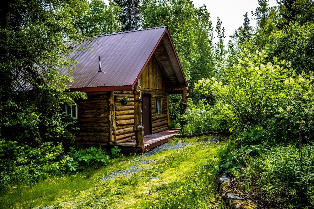Midnight Sun Log Cabins