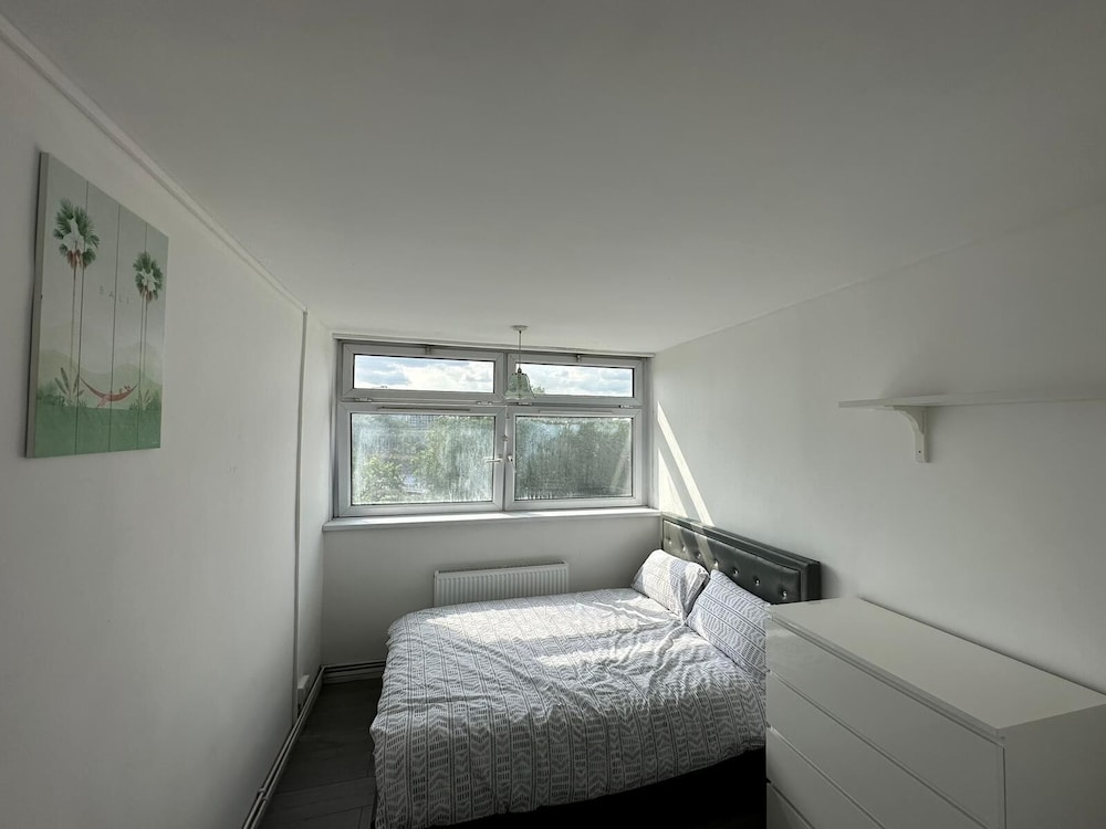 Lovely 3-bed Apartment in London