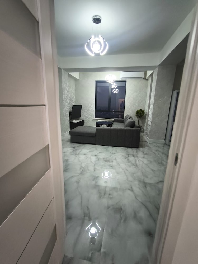 2 Bedroom Brand New Flat