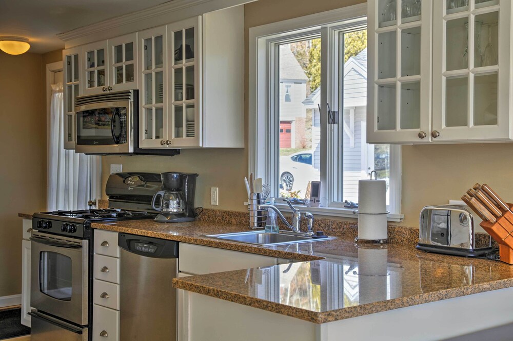 Freeport Vacations - Peaceful Waterfront Apt w/ Deck, 22 Mi to Portland - Property Image 23