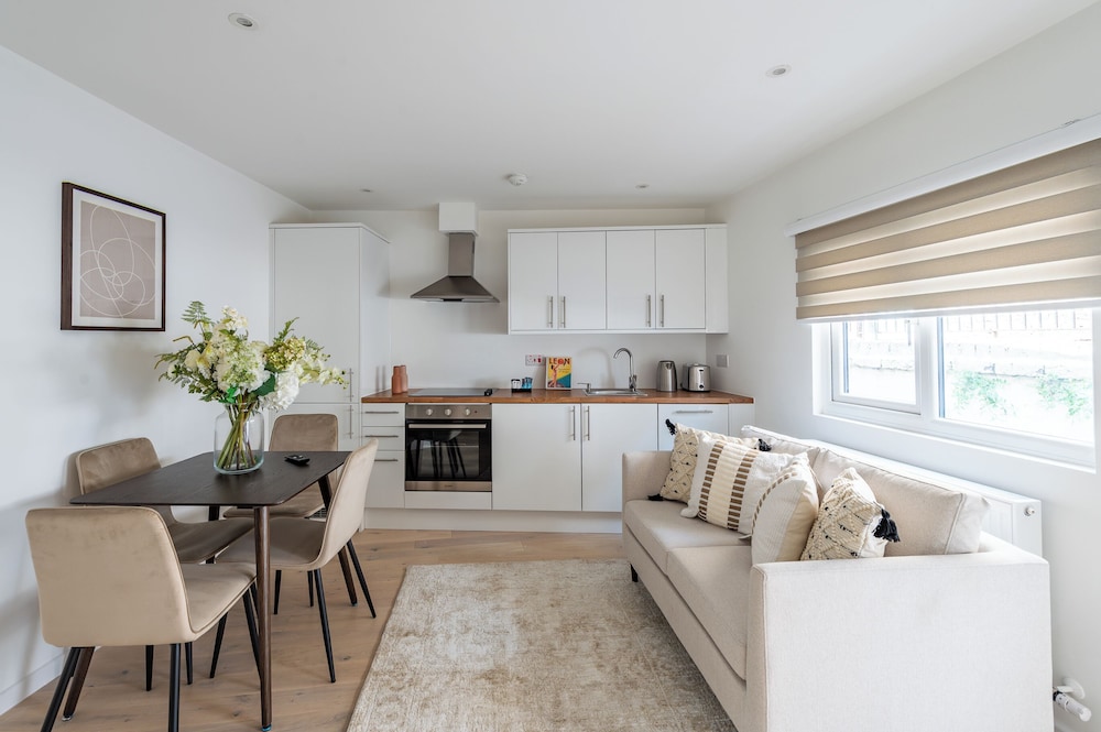 VESTO Bermondsey