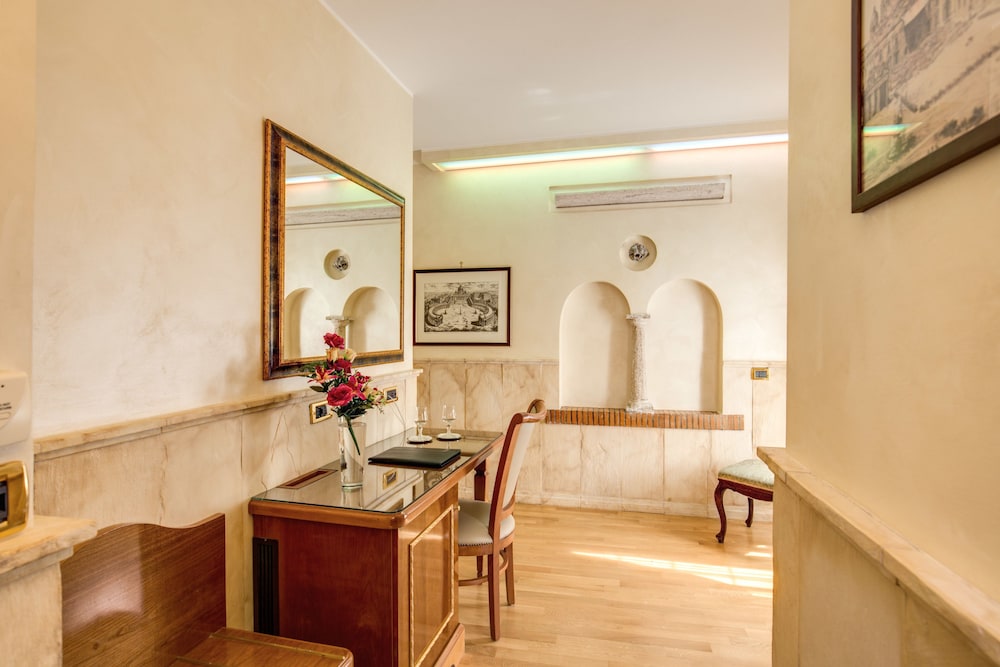 Pantheon Rooms