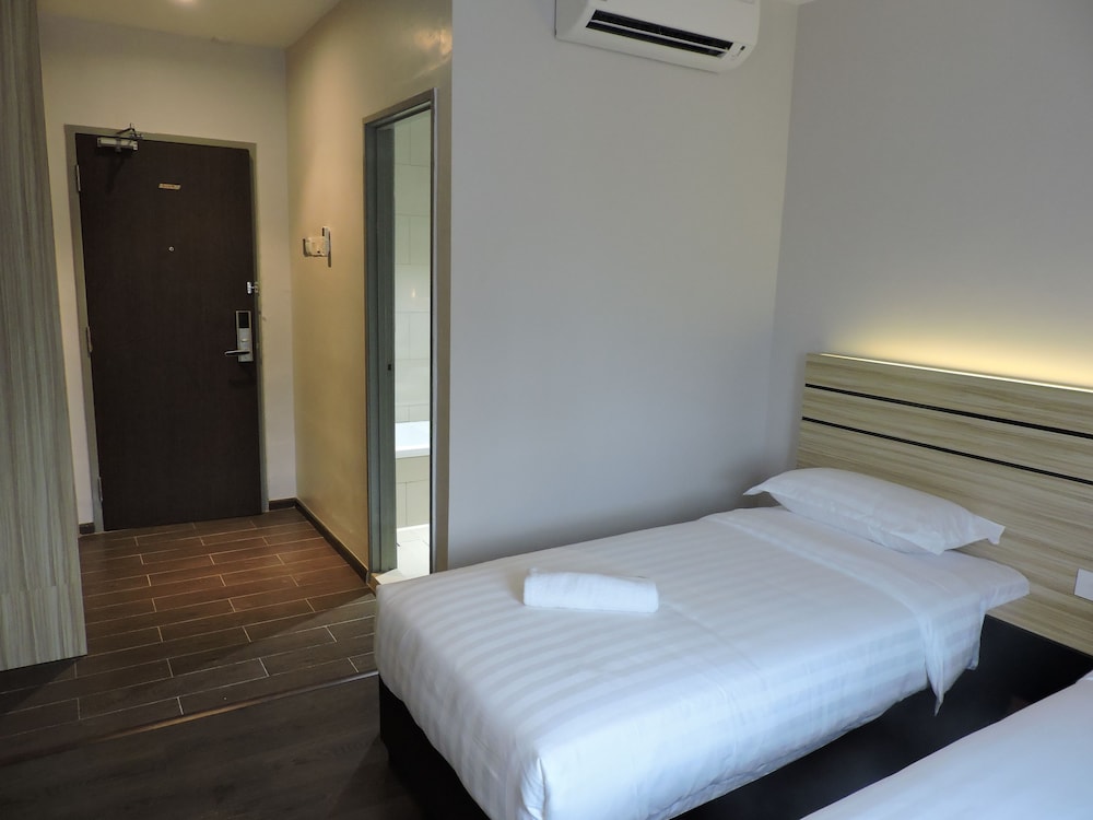 The Blanket Hotel