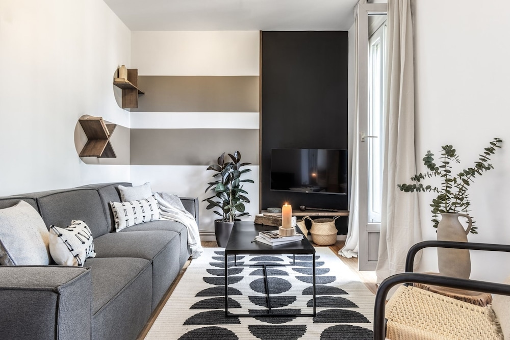 Lezat - 3 Bedrooms in R os Rosas
