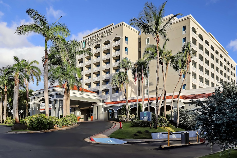Hotel Embassy Suites by Hilton Dorado del Mar Beach Resort
