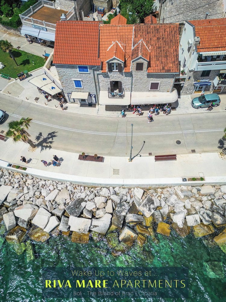 Luxury Seaside Apartments