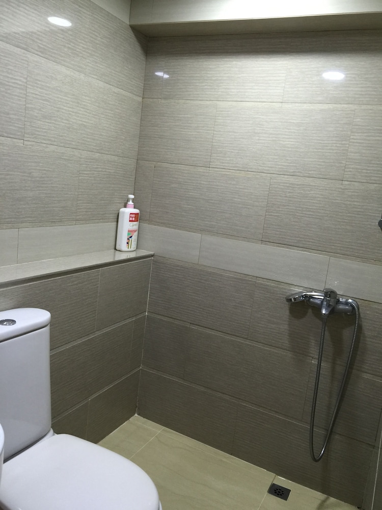 Rai Lei Hostel