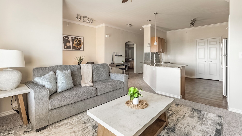 Landing Furnished Apartments near East Arlington