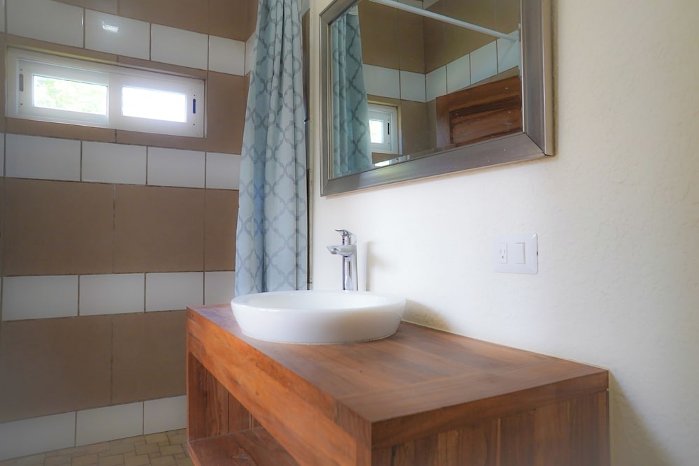 Casa Surf Soak - 200Mbps WiFi