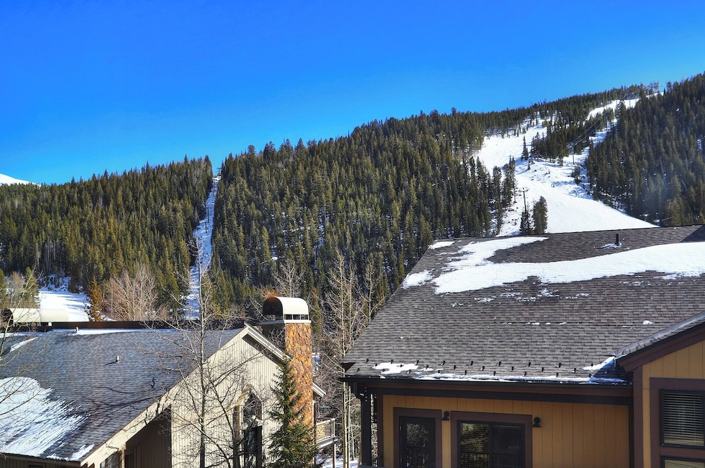 Keystone Ski Resort CO - Slopeside Lodging