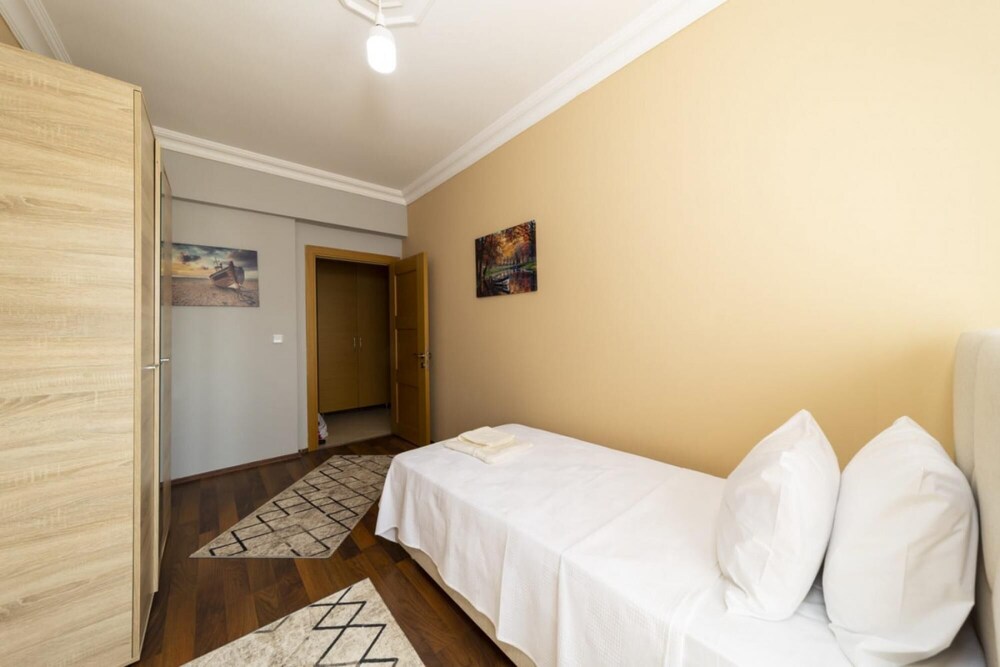 Flat With Sea View 5 Min to Beach in Antalya