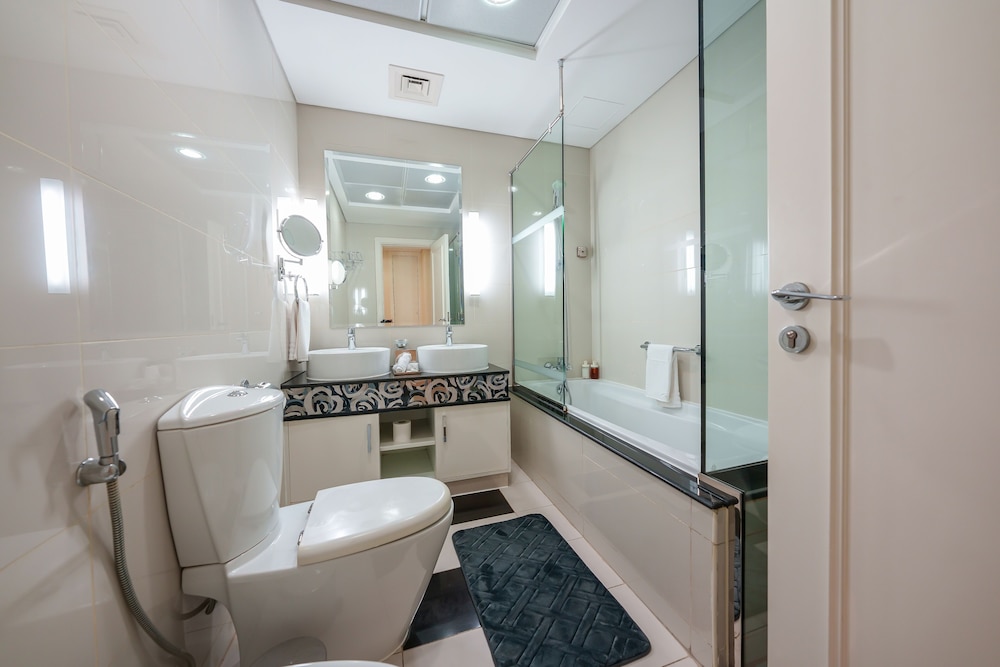 Tanin - Ultra Luxurious Facing Dubai Mall Near Burj Khalifa