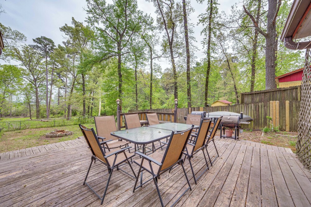 Walk to Water: Lake O' the Pines Cabin
