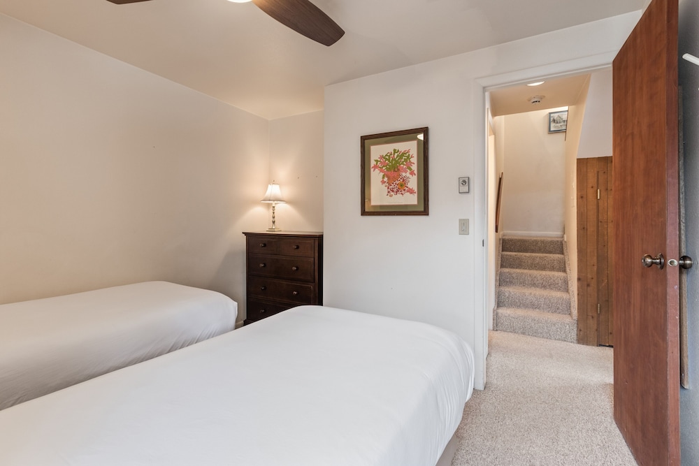 Park City Ski Resort UT - Snow Flower Vacation Homes