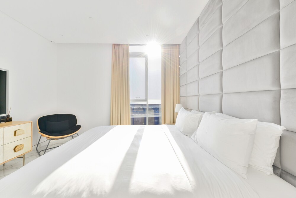 Luxe 3BR with maids room in Bluewaters