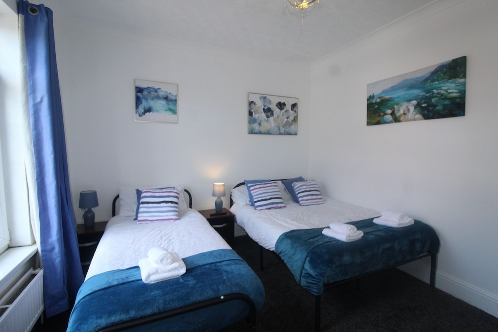 Rotherham Vacations - High Street House - Property Image 25