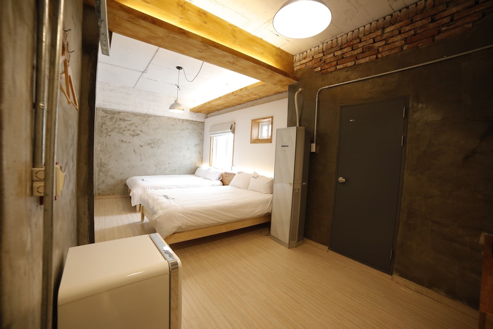 Good Day Mate Hostel