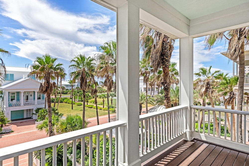 Paradise Found - Private Beachfront House 3 Bedroom Home by RedAwning