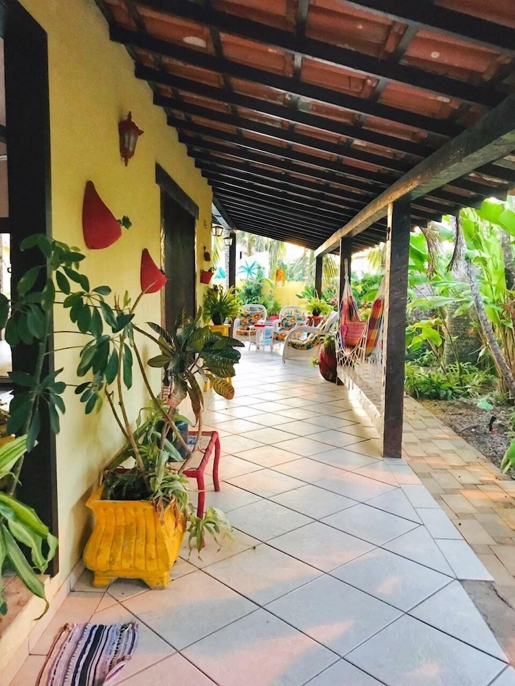 Frida Buzios Suites