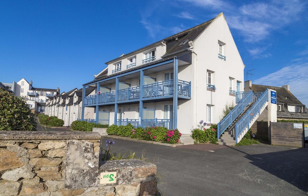 Apartment in Tregastel Near Renote Island