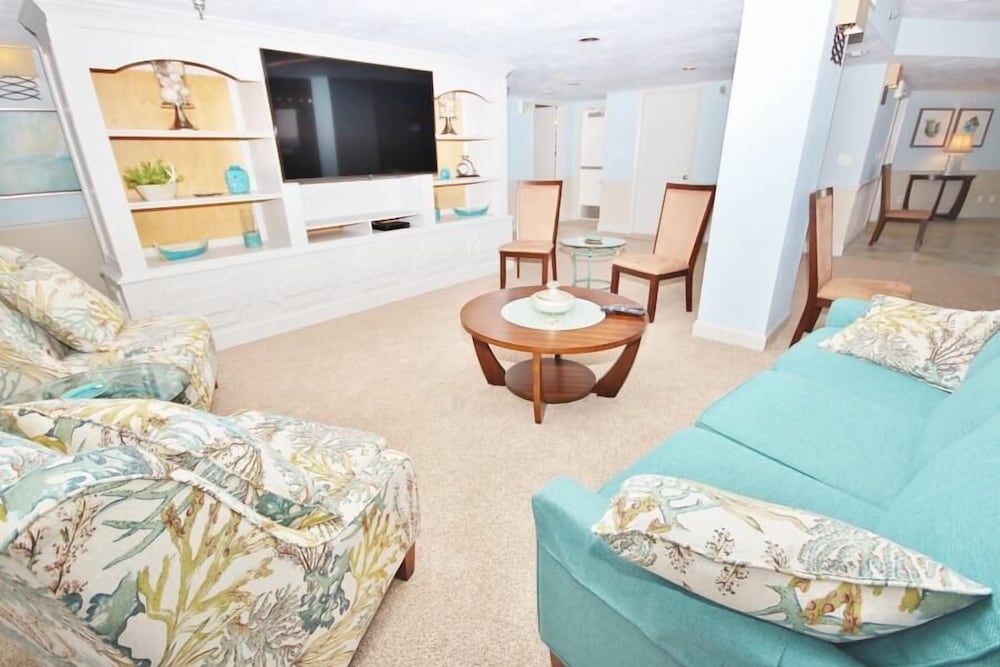 Ashley Penthouse 5