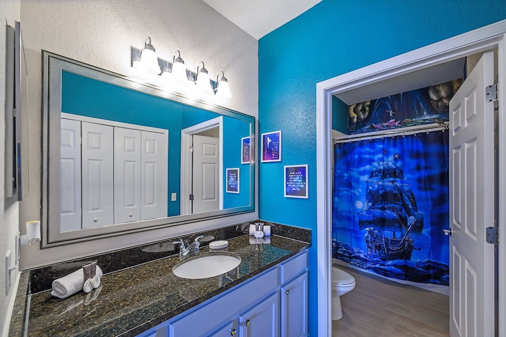 Upstay Amazing Disney Condo w Patio Sleeps 6