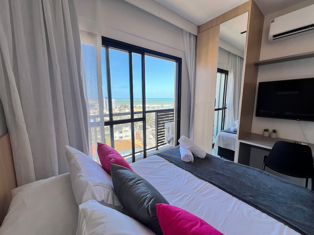 ONE - Studios in Piata, 230m From the Beach