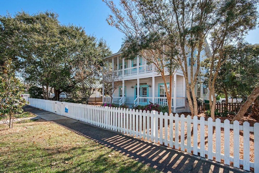 Sugar Beach Cottage view 5