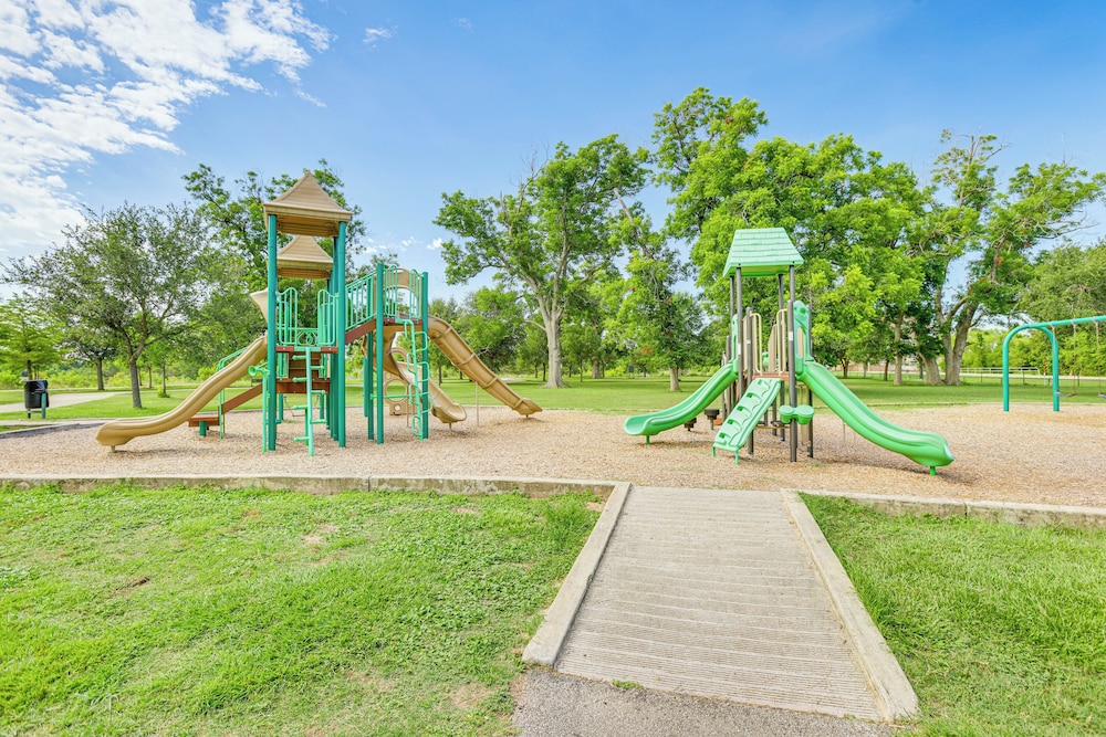 Golf, Bike, Fish & More: Family Getaway in Katy