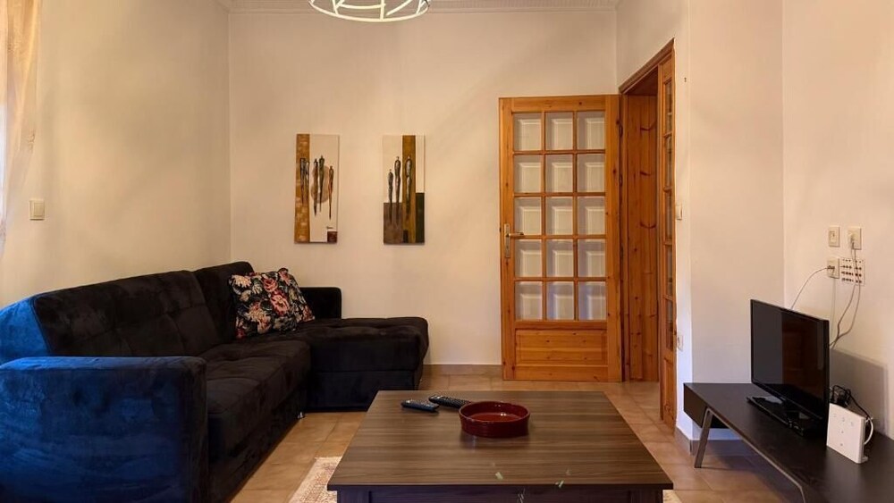 Vasilikis Stone House