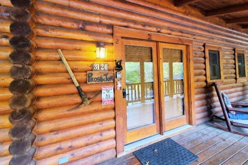 Prospector - Pigeon Forge 1 Bedroom Cabin